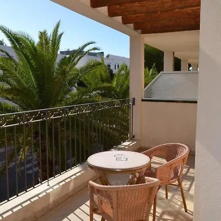 Hostal Leo D'Or 2*